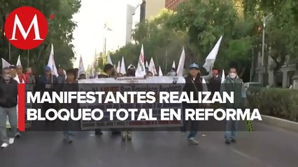 Integrantes del SME y ANUEE marchan sobre Paseo de la Reforma