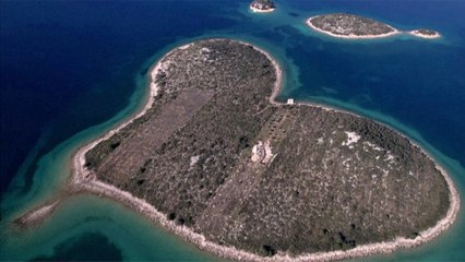 This Heart-Shaped Island Has Just Gone On Sale and Could Be the Perfect Multi-Million Dollar Valentine’s Gift