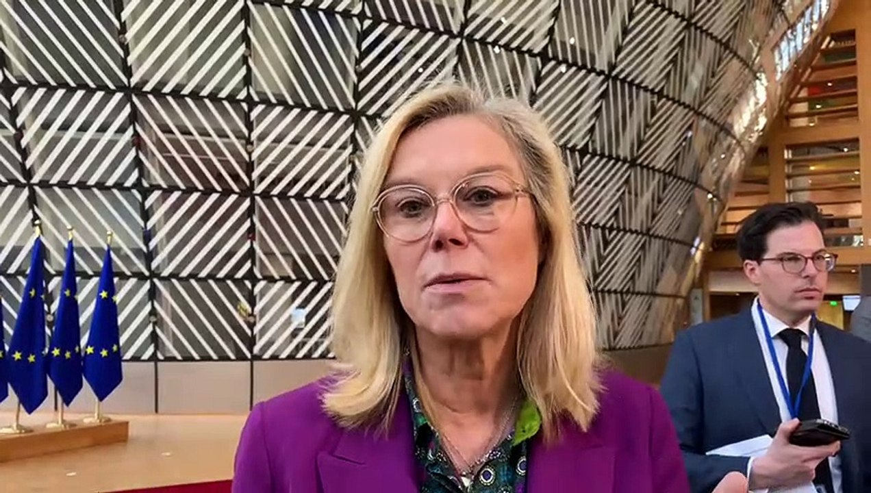 Ue, ministra Olanda: "Bastone e carota in nuovo patto stabilità" - Video