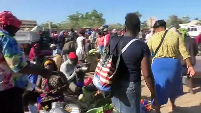 Mercado binacional de Pedernales funciona con normalidad