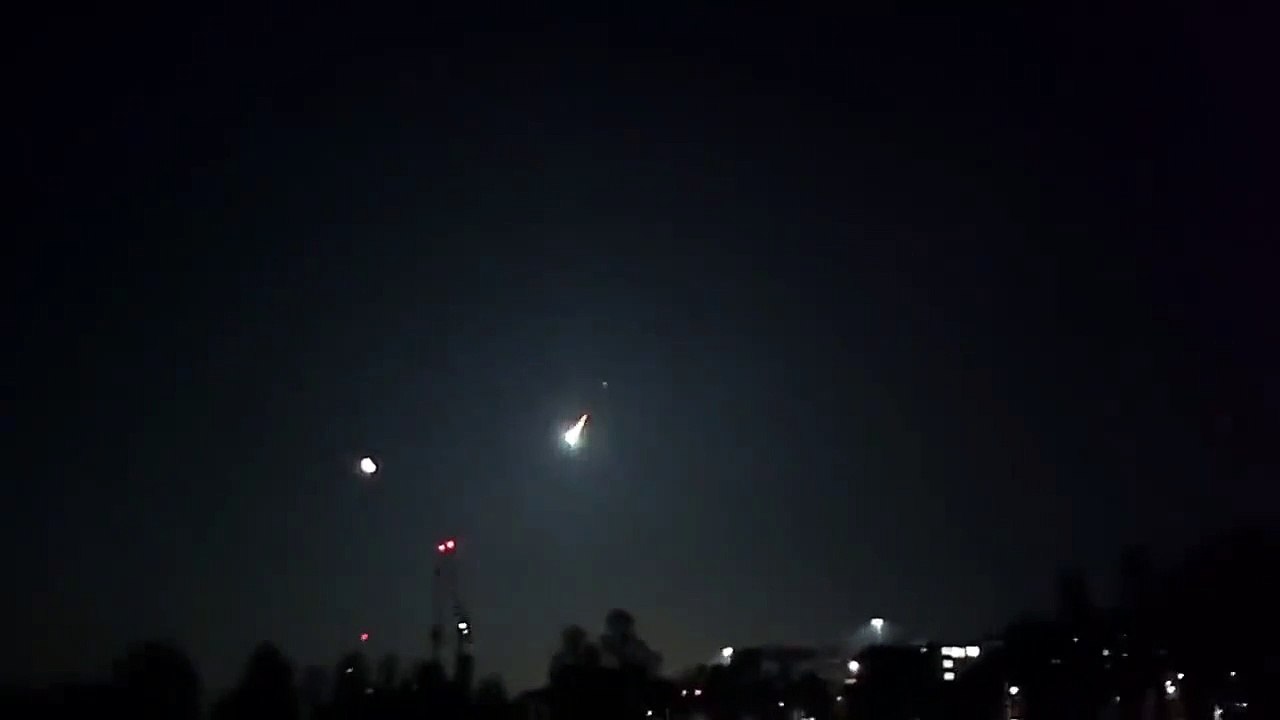 Explosion d'astéroïde en plein ciel en france