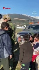 Mehmetçik Buz Gibi Havada Yürekleri Isıttı #deprem #kahramanmaraş #tsk #asker #shorts