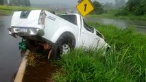 Capotamento deixa homem ferido na BR-467