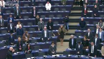 Avrupa Parlamentosu’nda depremde hayatını kaybedenler için saygı duruşu