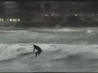 Pub Quicksilver..(Avec une dynamite :p)