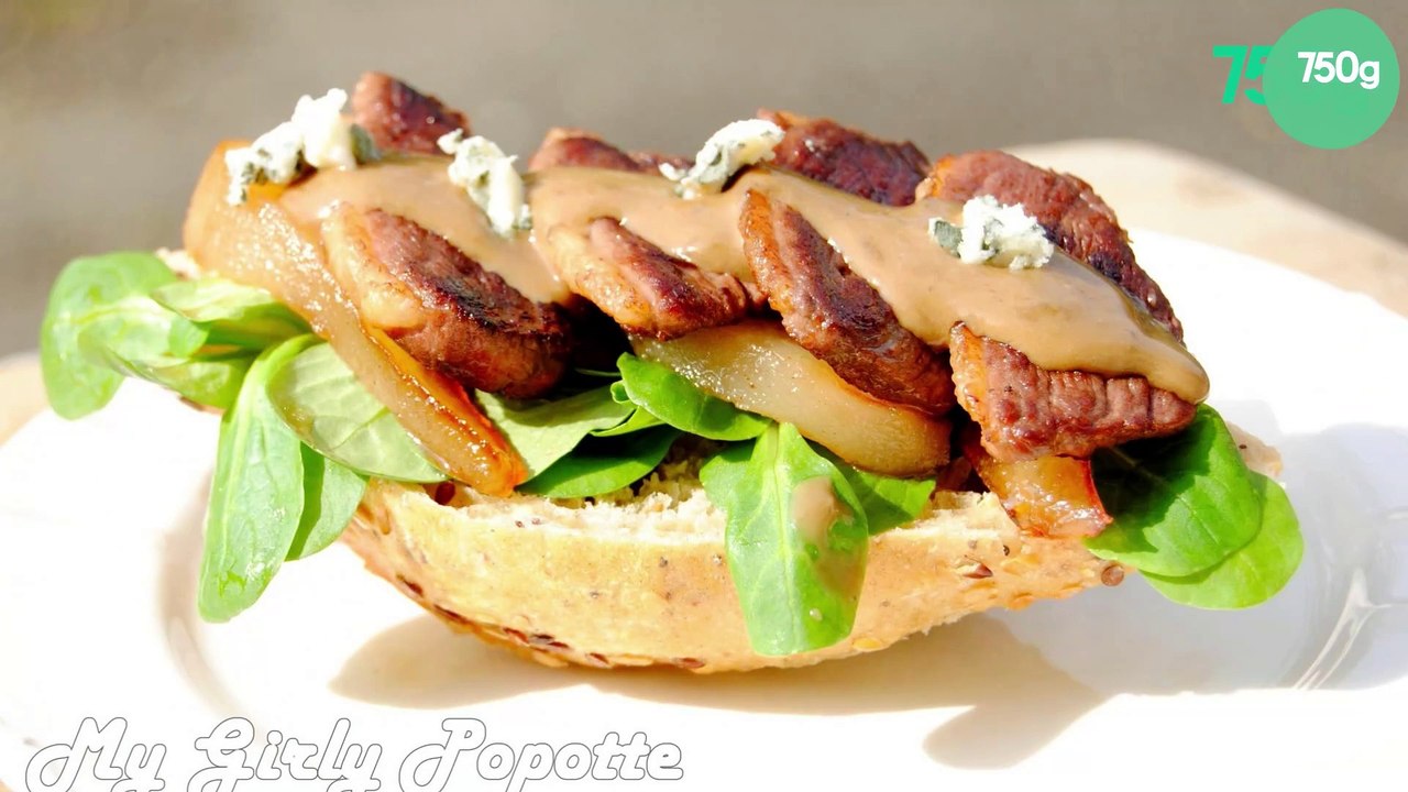 Tartines aux poires, magret et roquefort