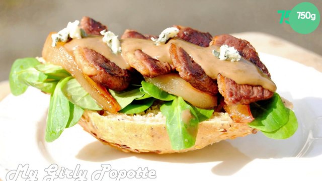 Tartines aux poires, magret et roquefort