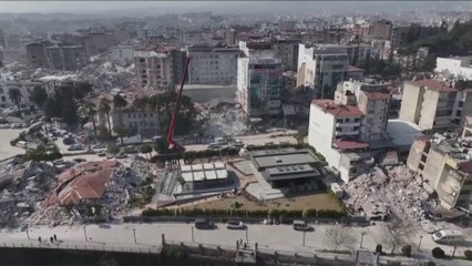 مقاطع فيديو تظهرمدينة هطاي التركية قبل وبعد الزلزال المدمر