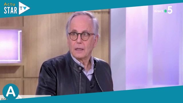 “Mais c’est pas du tout ça !” : Fabrice Luchini reprend Anne-Élisabeth Lemoine dans C à vous