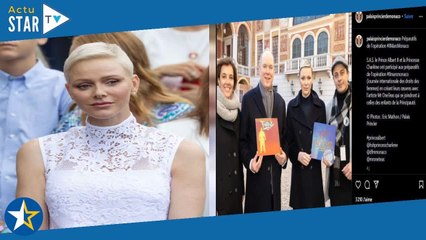 Charlene de Monaco : col roulé, cuissardes et maquillage sobre... Sa tenue noire et chic fait mouche