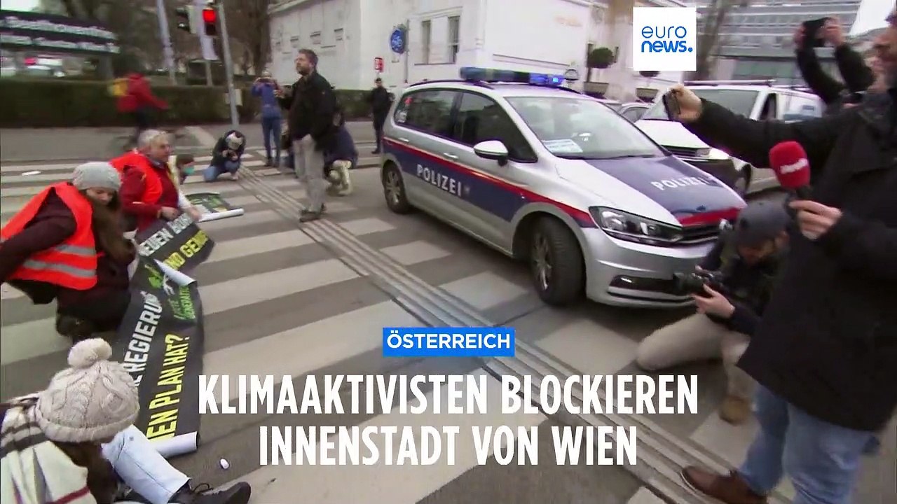 Klimaaktivisten blockieren Innenstadt von Wien
