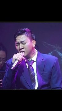 Hoài Lâm khoe giọng hát nội lực trong bài hát hit của Erik