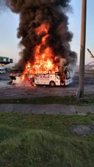 Silivri'de yolcu otobüsü alev alev yandı