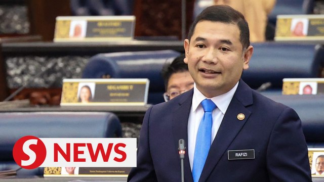 Rafizi 'schools' Hamzah in Dewan Rakyat on concept of economic growth