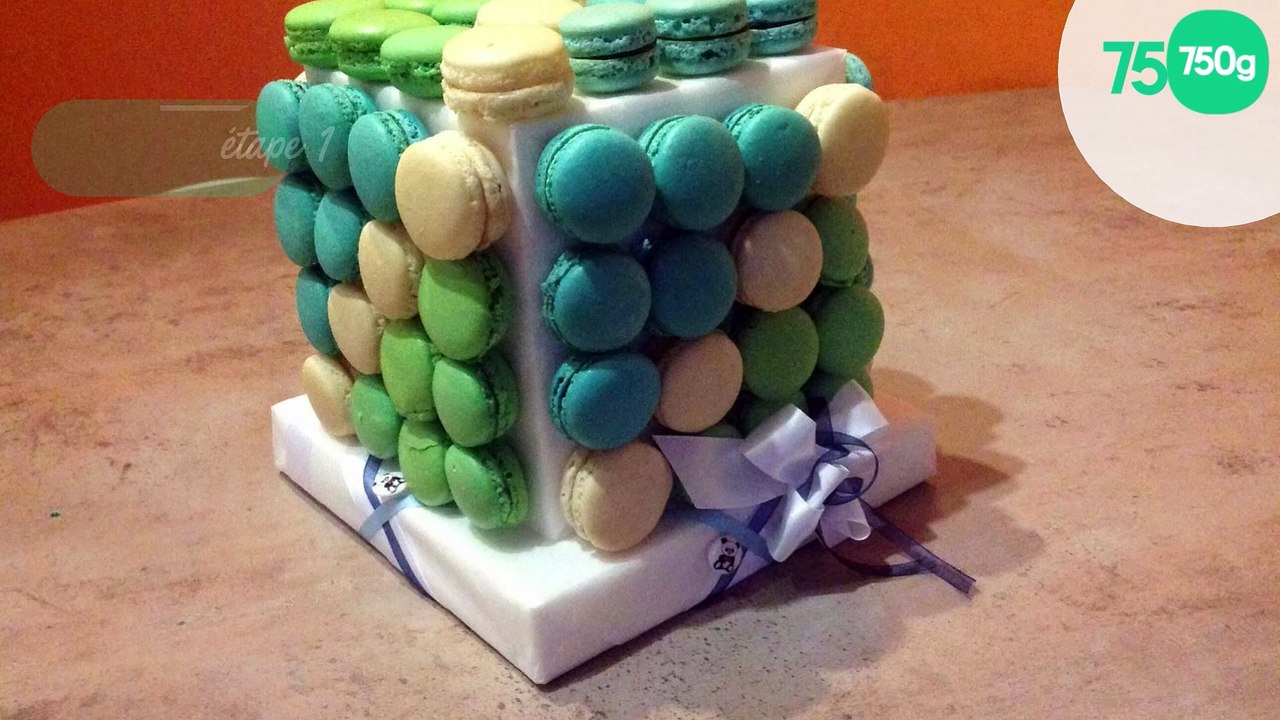 Pièce montée de macarons