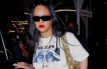Rihanna 'shared pregnancy news with very few people'