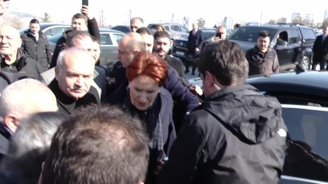 Akşener, Koray Aydın'ın Annesinin Cenaze Törenine Katıldı