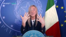 Torna Crozza-Meloni e ironizza su regionali, Sanremo e Berlusconi