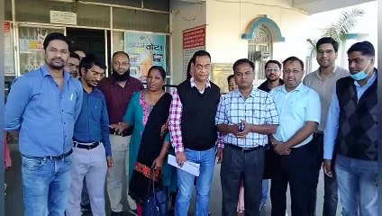 मांगों का निराकरण कराने शासकीय चिकित्सकों ने शुरू किया आंदोलन