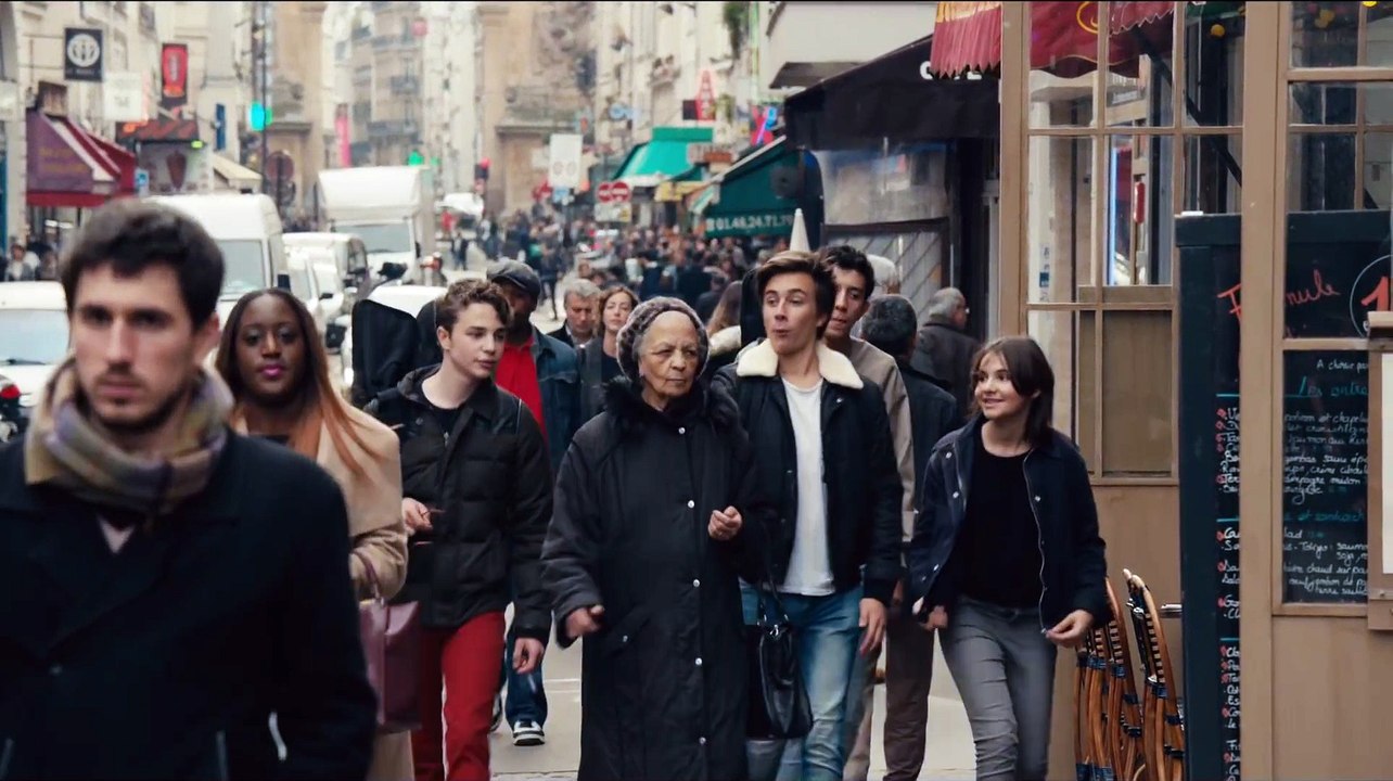 JAMAIS CONTENTE Extrait 3