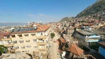 Antakya'da ağır hasar gören Kurtuluş Caddesi havadan görüntülendi
