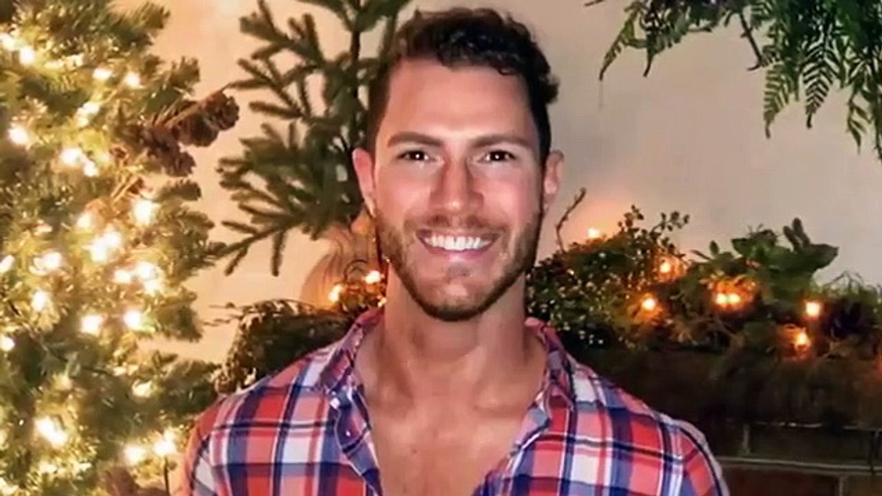 The Lies That Bind - Se1 - Ep01 - Cult of Personality HD Watch