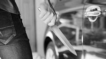 Nuevo caso: La banda del 'carro gris' robó con cuchillo a otra mujer en Engativá