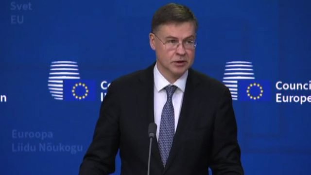 Dombrovskis: segnali positivi, ma economia Ue non fuori pericolo