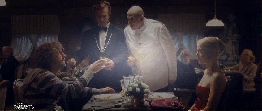 Il principe abusivo - LA CENA AL RISTORANTE - Alessandro Siani