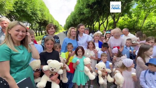 Rusia traslada desde Ucrania centenares de niños para iniciar procesos de adopción