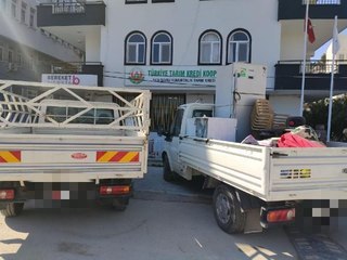 HATAY'DAN ÇALDIĞI 2 KAMYONET VE YAĞMALADIĞI MALZEMELERLE ADANA'DA YAKALANDI