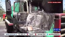 ¡Chofer se salva de morir calcinado al incendiarse pipa de agua en Choloma!