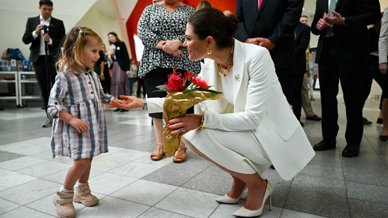 Prinzessin Victoria mit Mini-Fan: Diese Bilder gehen ans Herz