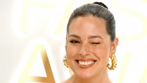 Ashley Graham nackt - sie zeigt stolz ihren heißen Body