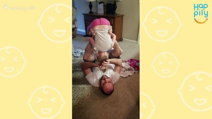 Dad's Ingenious Hack To Style Daughter's Hair