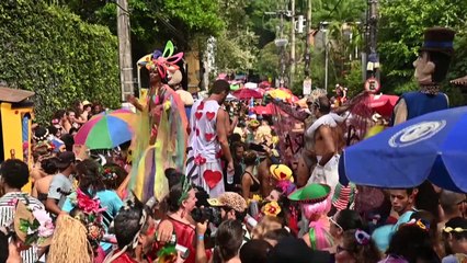 Freude über Karneval ohne Bolsonaro in Rio de Janeiro