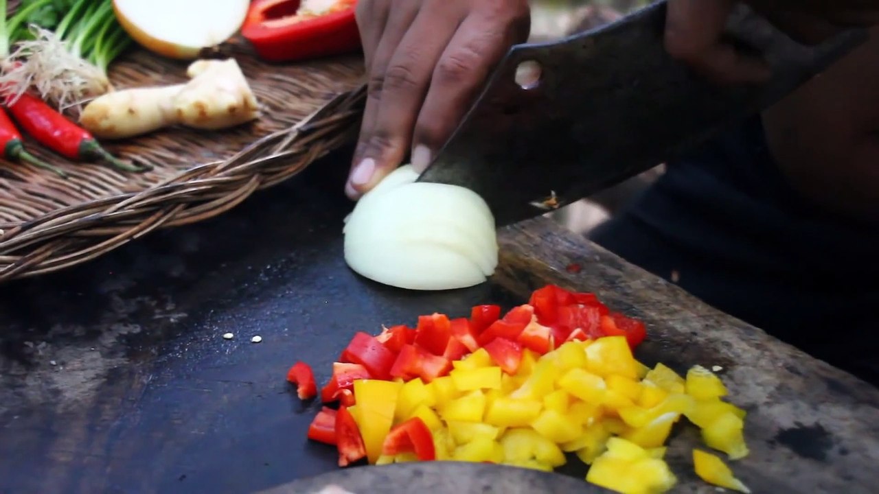 Cooking Spicy Fish Recipe Eating So Yummy- Cook Pork Meat Spice with Fish & Hot Chili Sauce