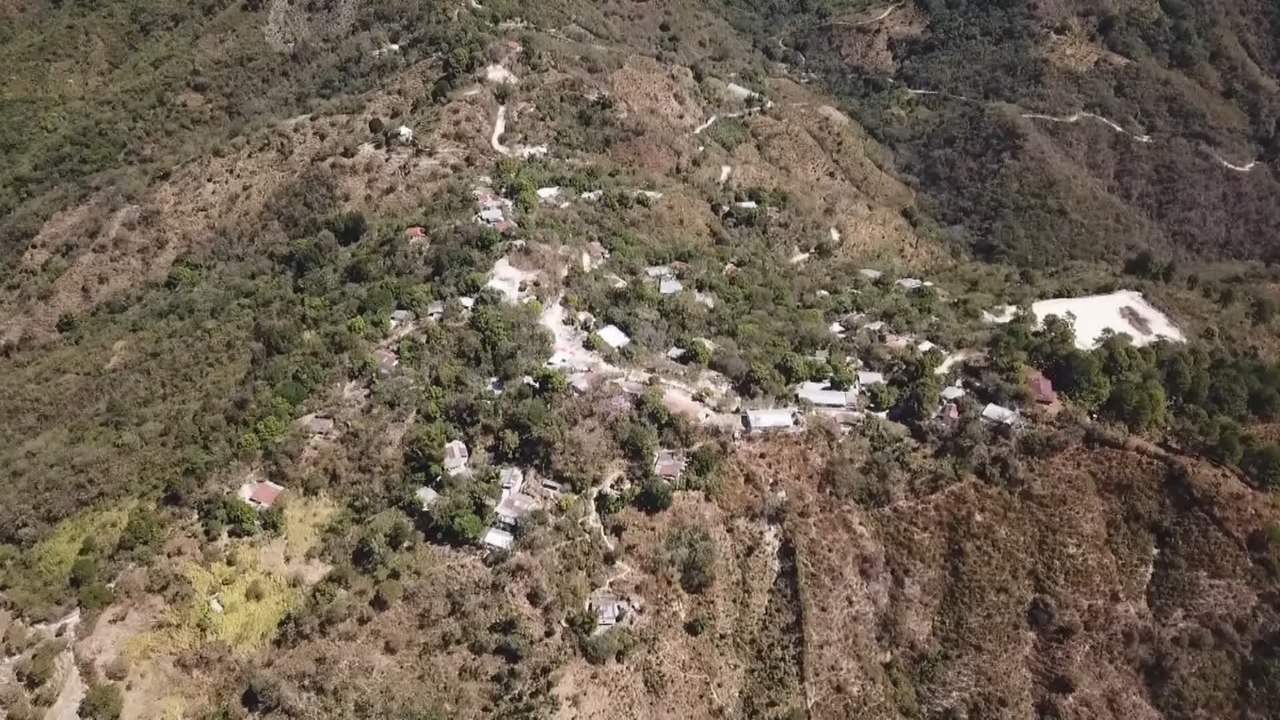 Sobrevivientes de la masacre salvadoreña El Higueral recuerdan a las más de 200 víctimas