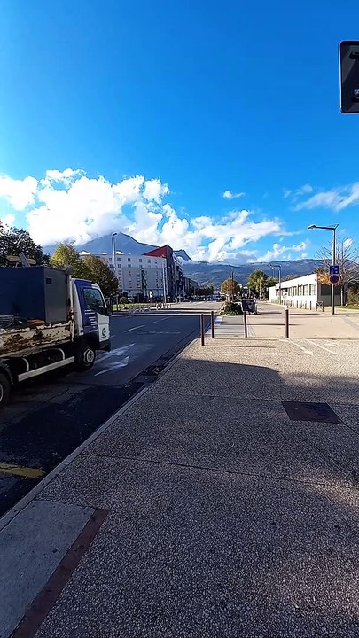 La Ville d'Échirolles Centre Ville 2022 #France  (6)