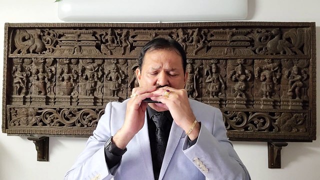 Maang ke saath tumhara - Film Naya Daur 1957 - Vintage Song on Harmonica Live Performance by Mukund Kamdar