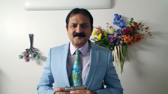 Main Chali Main Chali-Film Padosan 1968-Vintage Song on Harmonica Live Performance by Mukund Kamdar