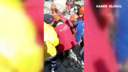 6 aylık çocukları enkazda kucaklarında vefat etti: Sadece vazelin buldum, biraz vazelin yedik, 7. gün su çıktı, kar suyu