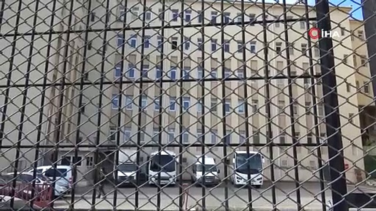 Diyarbakır'da yıkılan apartman sorumluları adliyede
