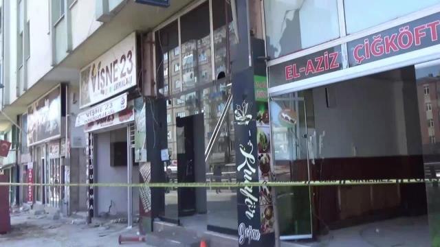 Deva Partisi Elâzığ İl Başkanı Kangal: Bizim Afet Bölgesine Tabi Olabilmemiz İçin İlla Enkaz Altında mı Kalmamız Gerekiyor, İlla Canları Yitirmemiz...