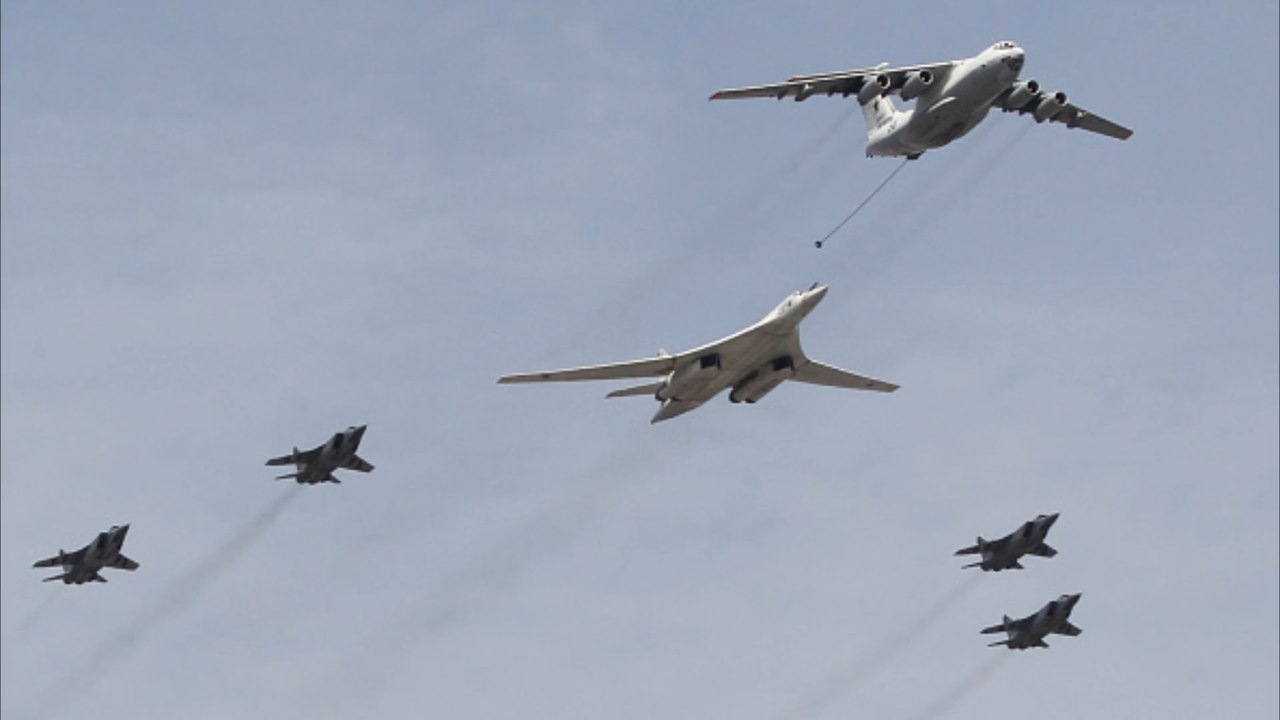 Russischer Kampfjet-Ingenieur packt nach Flucht in die USA aus