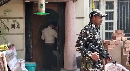 হাওড়ায় মাছ ব্যবসায়ীর বাড়িতে আয়কর হানা