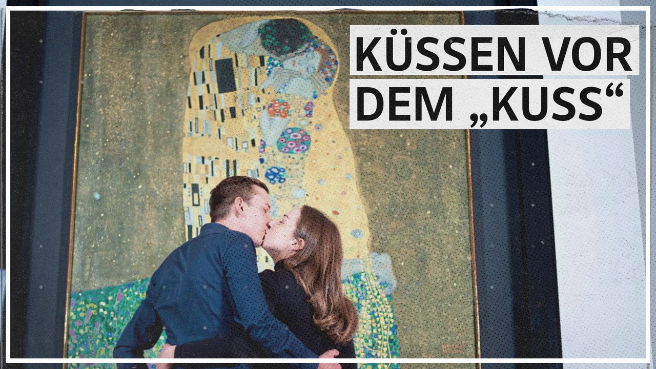Küssen vor dem „Kuss“: Paare ließen sich vor Klimt-Gemälde fotografieren