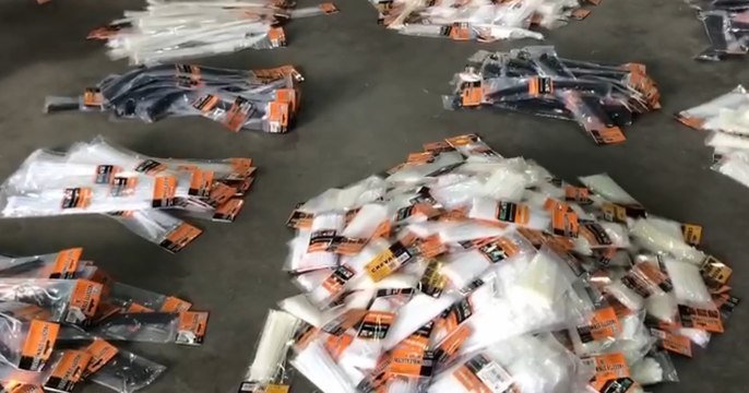 Articoli elettrici non a norma: sequestrati circa 4 milioni di prodotti giunti dalla Cina (15.02.23)