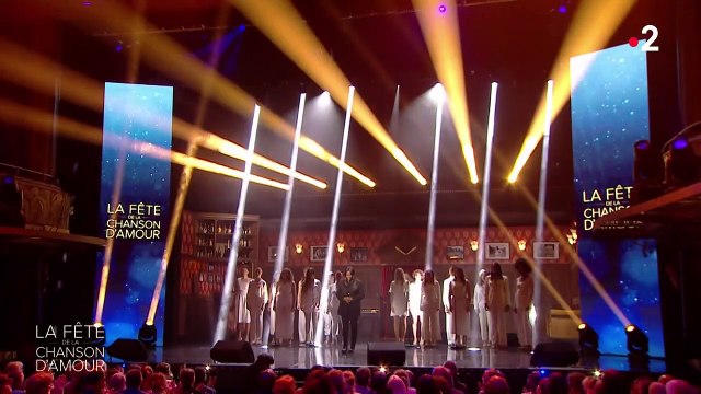 Mentissa reprend L'hymne à l'amour d'Edith Piaf sur France 2