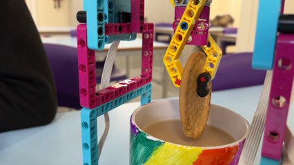 Budding Leeds scientist wins award for biscuit dunking invention